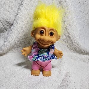 Vintage Troll Girl Summer Floral Outfit with Pink Pants and Yellow Hair